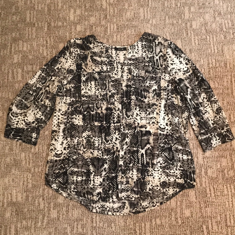 Apt9 snake skin patterned blouse